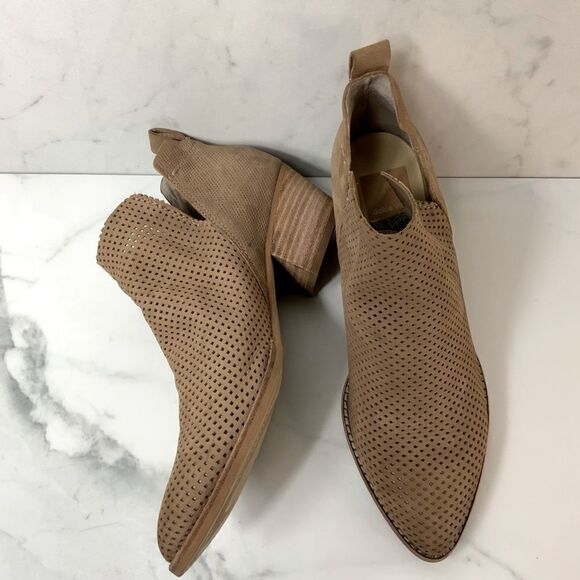 Women’s Dolce Vita suede ankle booties - Picture 1 of 5